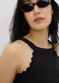 Black Scalloped Edge Racer Back Vest Top