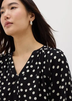 Black Spot Popover Blouse