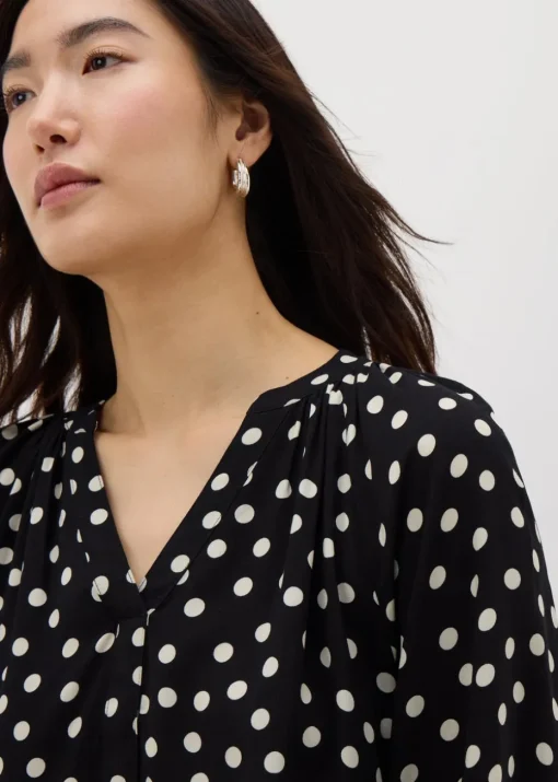 Black Spot Popover Blouse