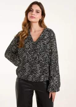 Blue Vanilla Black Pleated Bubble Hem Blouse