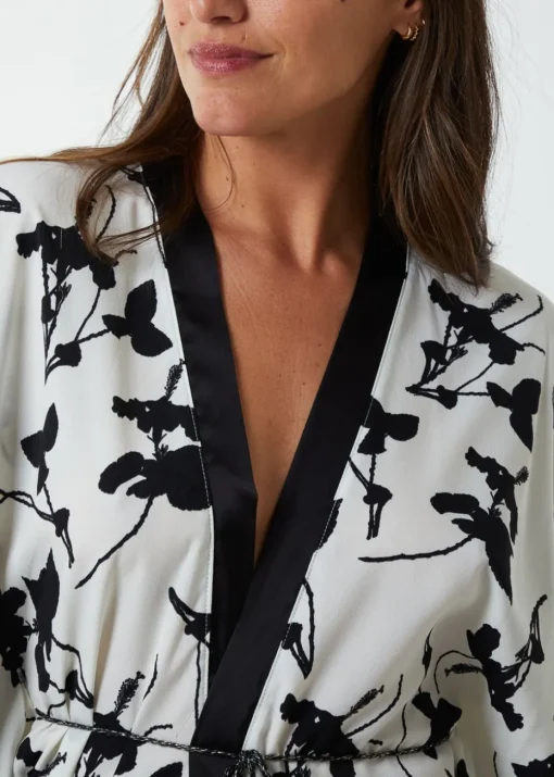 Blue Vanilla Cream Kimono Midi With Satin Bands