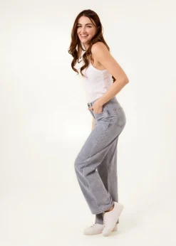 Blue Vanilla Denim Flower Embroidered Jeans