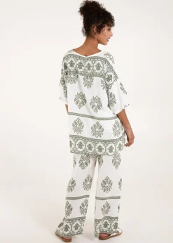 Blue Vanilla Khaki Border Print Top