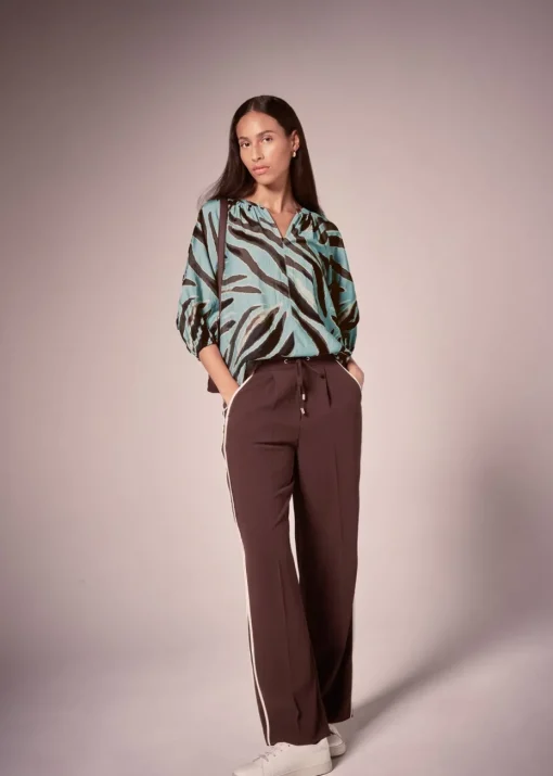 Et Vous Sage Zebra Popover Blouse
