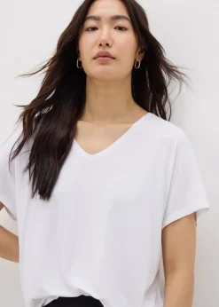 Et Vous White V-Neck T-Shirt