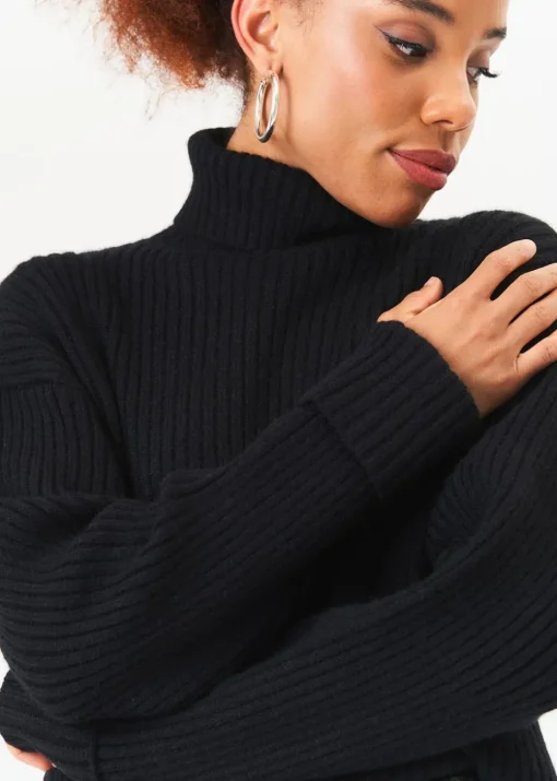 Gini London Black High Neck Chunky Knit Crop Jumper