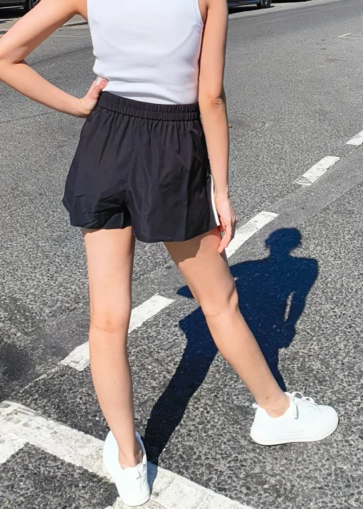 Gini London Black Tailored  Shorts