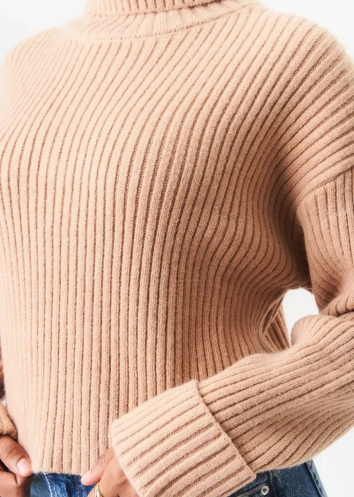 Gini London Camel High Neck Chunky Knit Crop Jumper