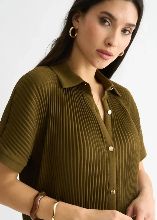 Gini London Olive Plisse Short Sleeve Oversized Shirt