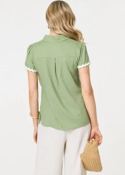 Izabel London Sage Zig Zag Trim Short Sleeve Shirt