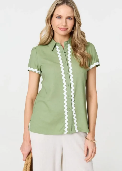 Izabel London Sage Zig Zag Trim Short Sleeve Shirt