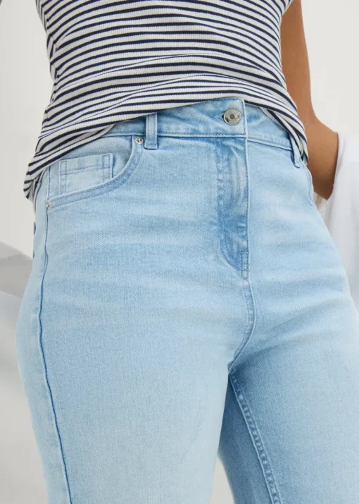 Lightwash Knee Length Shorts