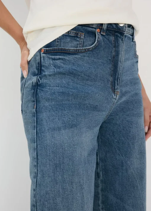 Mid Wash Wide Leg Jeans