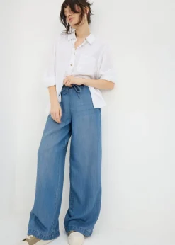 Midwash Wide Leg Comfort Jeans