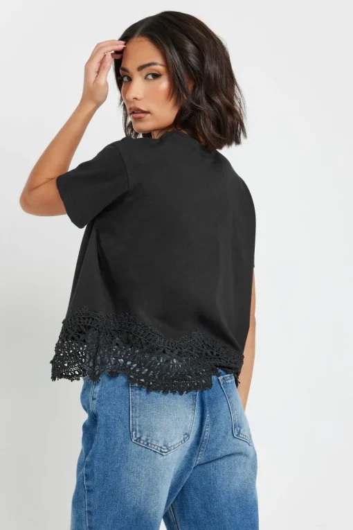 Pixiegirl Petite Black Crochet Hemline T-Shirt