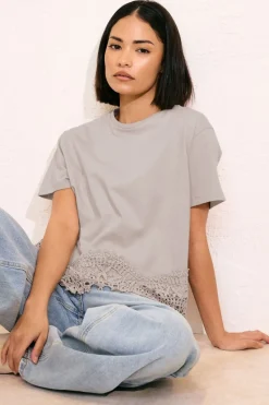 Pixiegirl Petite Stone Brown Crochet Hemline T-Shirt