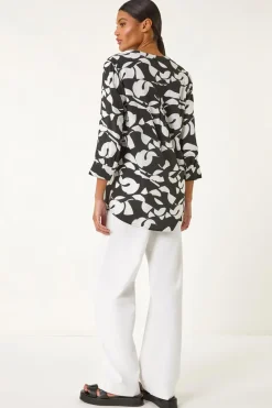 Roman Black Abstract Mono Pleat Detail Top