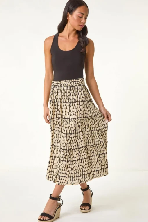 Roman Black Petite Printed Tiered Skirt