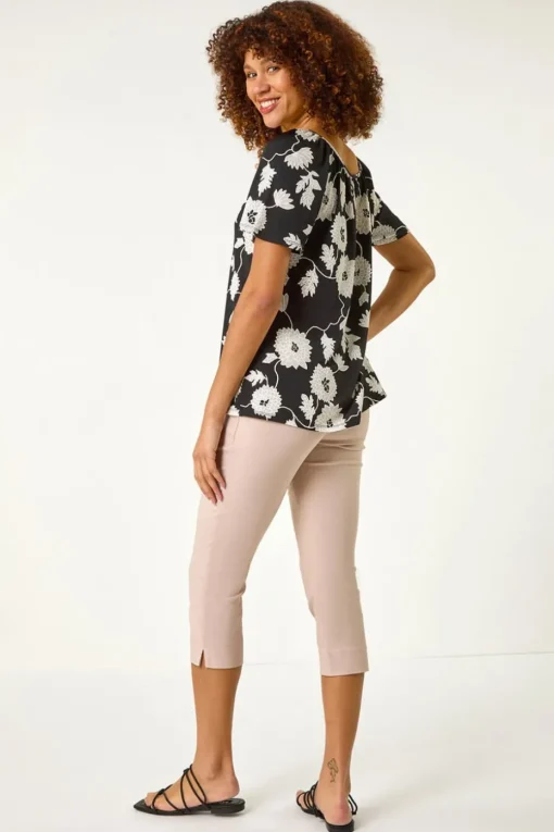 Roman Black Textured Floral Print V Neck Stretch Top
