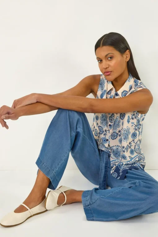 Roman Blue Border Print Collared Blouse