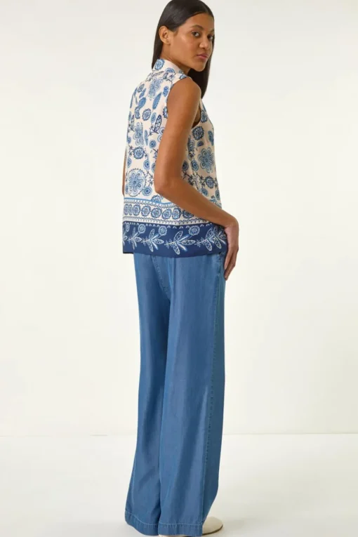 Roman Blue Border Print Collared Blouse