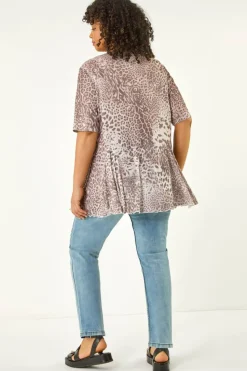 Roman Natural Curve Animal Print Hanky Hem Top