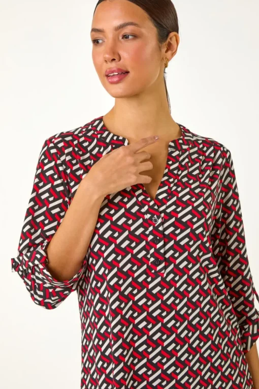 Roman Red Geometric Print Shirt