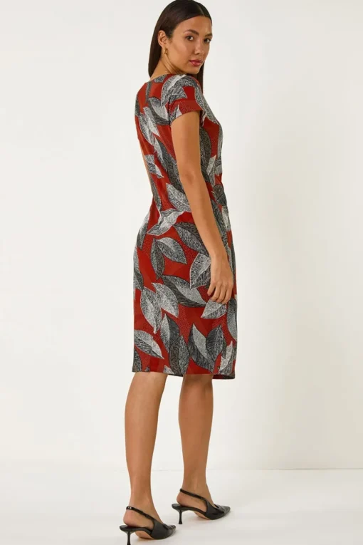 Roman Rust Stretch Leaf Print Gathered Shift Dress