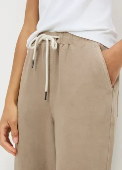 Stone Wide Leg Comfort Fit Jeans