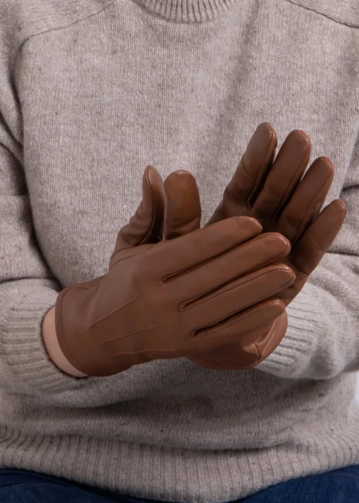 Totes Isotoner Tan Three Point Leather Glove With SmarTouch