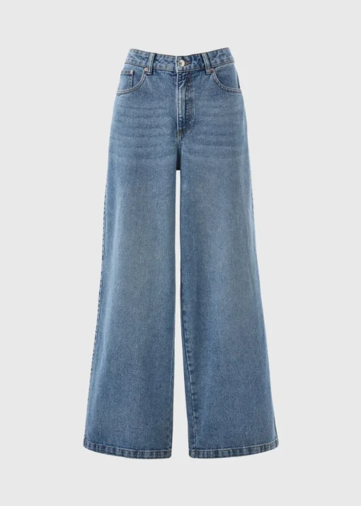 Wide leg mid blue jeans