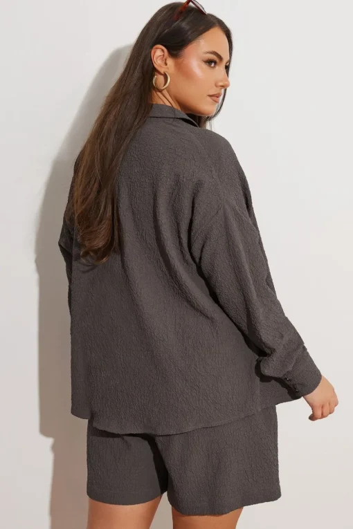 Yours Curve Chocolate Brown Textured Pull On Shorts